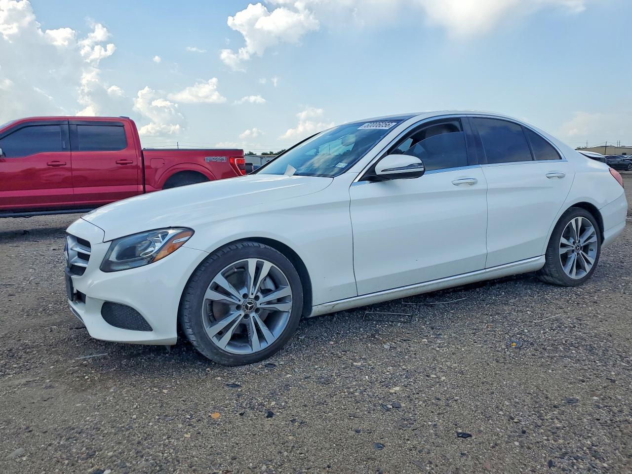 2018 MERCEDES-BENZ C C300