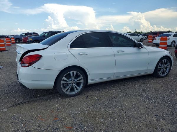 2018 MERCEDES-BENZ C C300