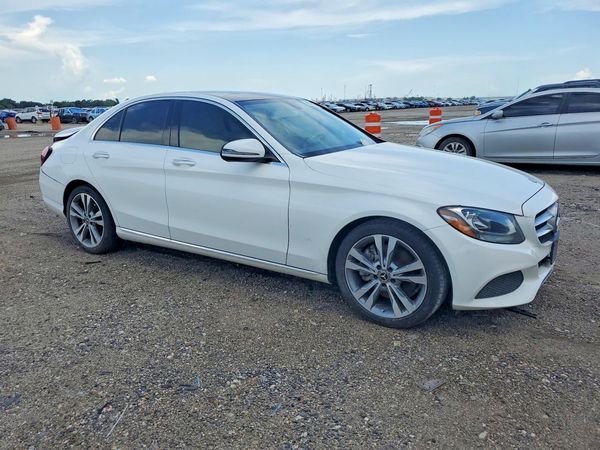 2018 MERCEDES-BENZ C C300