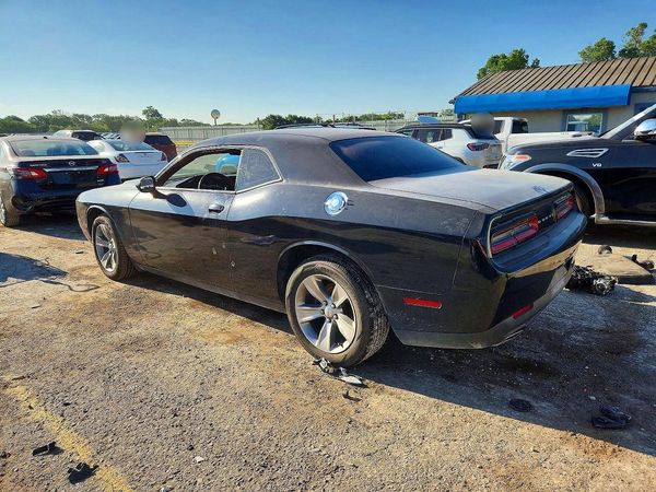2017 DODGE CHALLENGER SXT