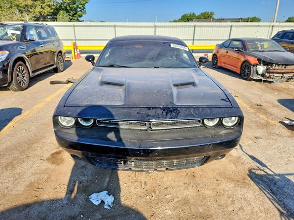 2017 DODGE CHALLENGER SXT