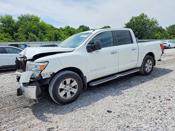 2019 NISSAN TITAN