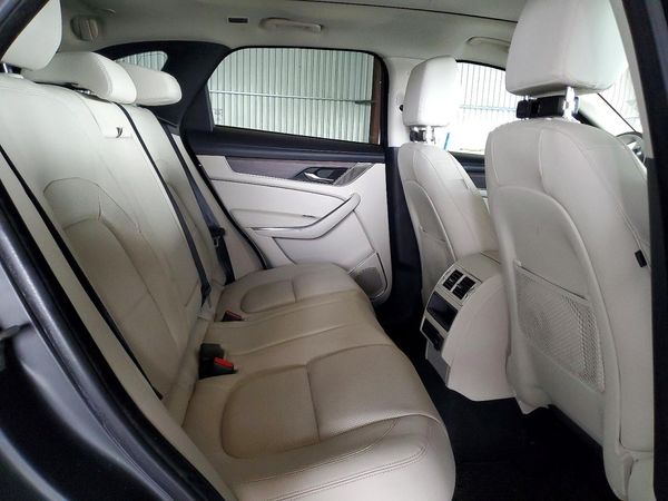2021 JAGUAR F-PACE P250 S
