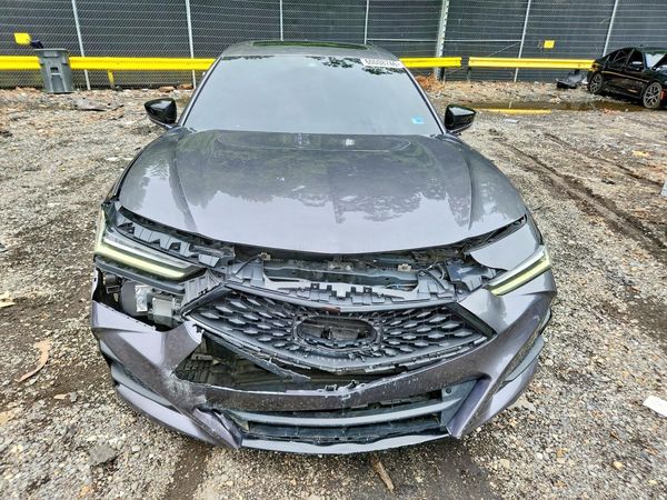 2021 ACURA TLX