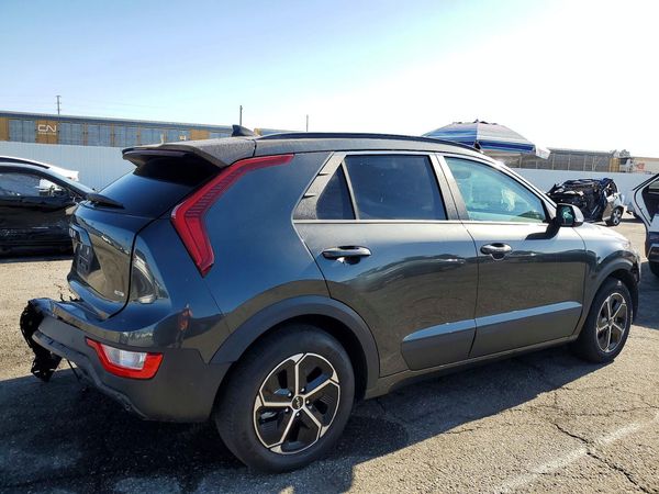2024 KIA NIRO EX