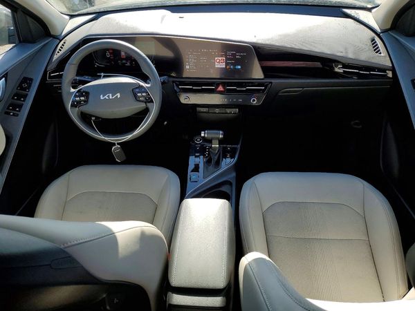 2024 KIA NIRO EX