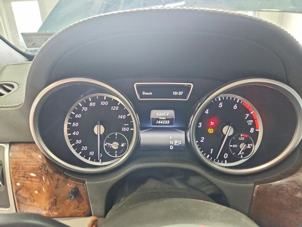 2014 MERCEDES-BENZ ML ML550 4-MATIC