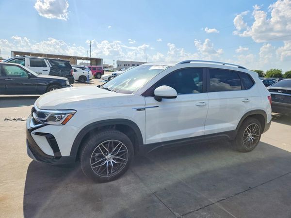 2022 VOLKSWAGEN TAOS