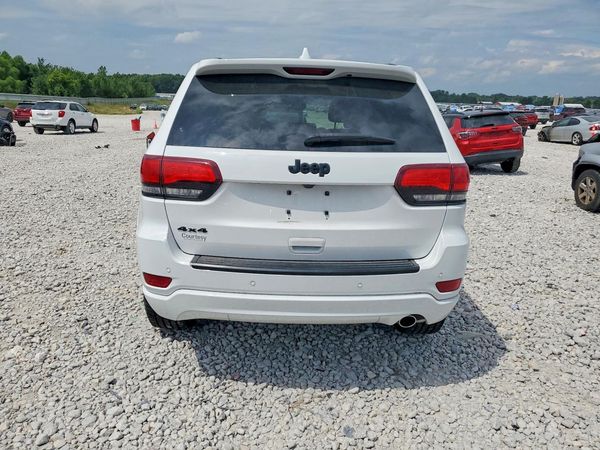 2020 JEEP GRAND CHEROKEE LAREDO 4X4