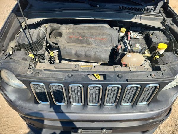 2017 JEEP RENEGADE LATITUDE 4X4