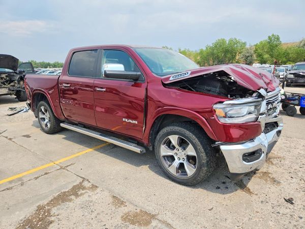 2019 RAM 1500 LARAMIE CREW CAB 4X4