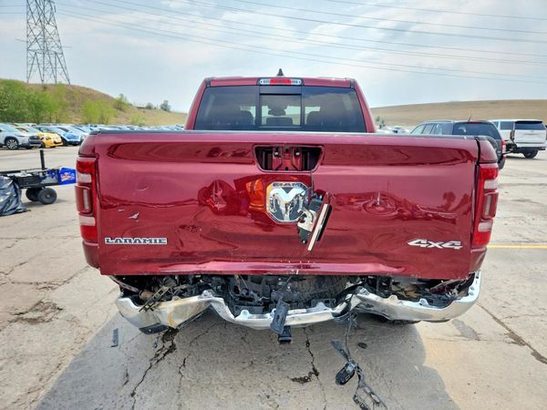2019 RAM 1500 LARAMIE CREW CAB 4X4