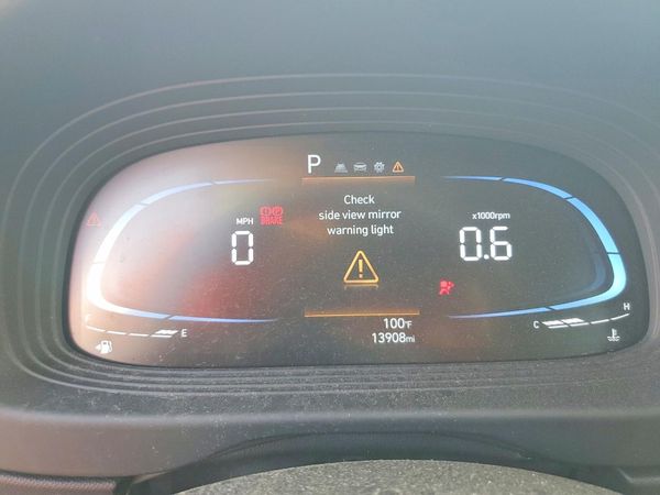 2025 HYUNDAI VENUE SEL, Limited