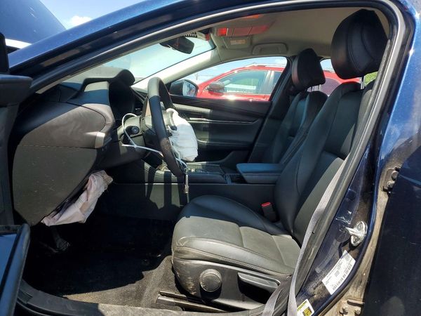 2024 MAZDA 3 Select Sport Package
