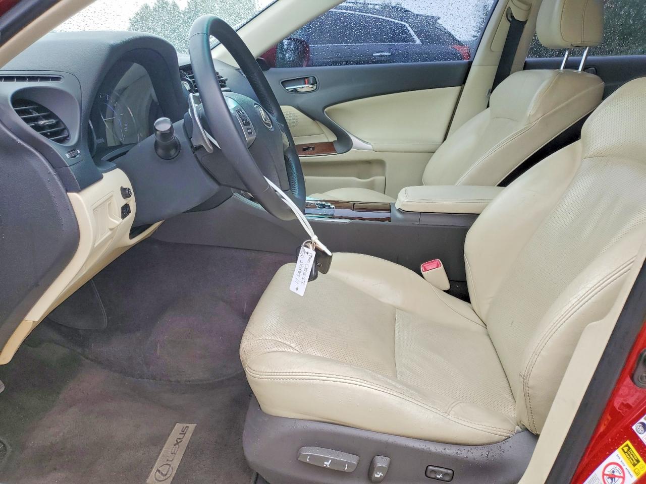 2011 LEXUS IS 250C
