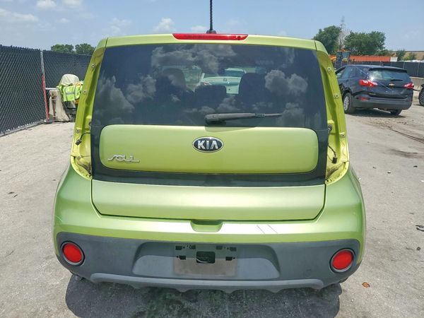 2017 KIA SOUL Base