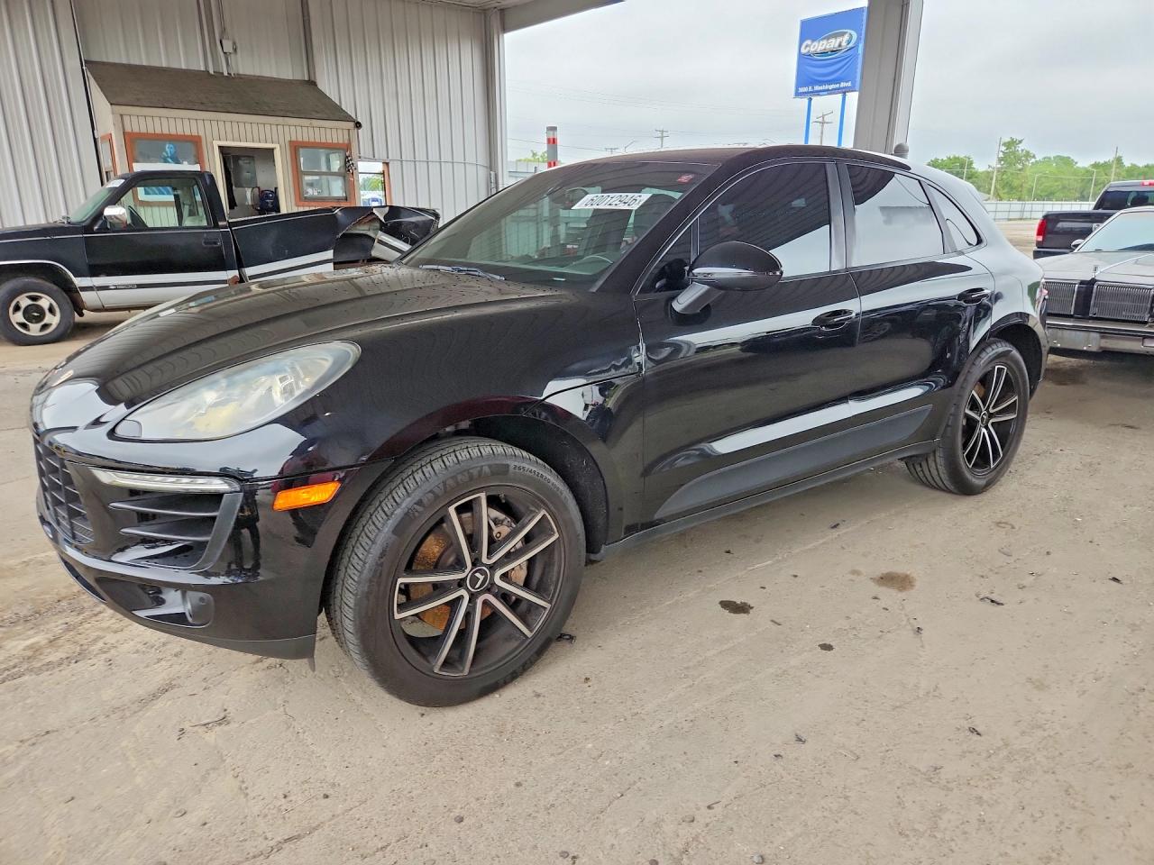 2015 PORSCHE MACAN