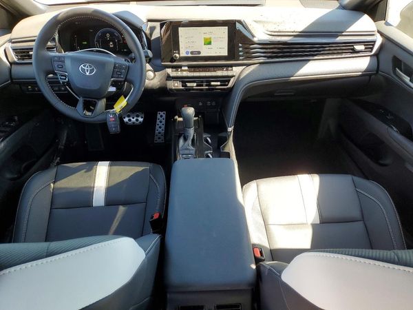 2026 TOYOTA CAMRY