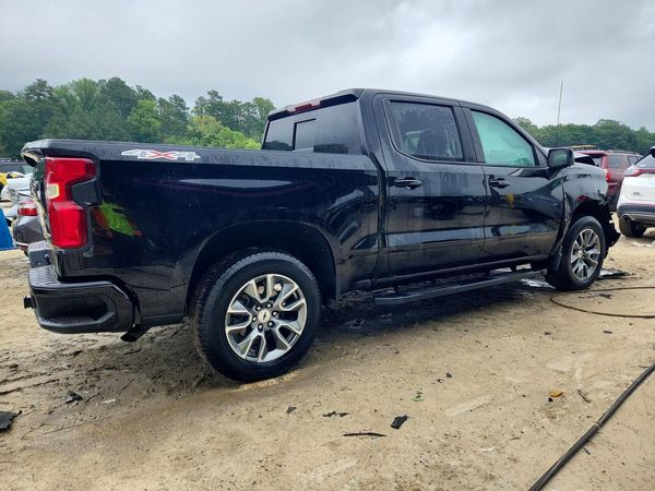 2024 CHEVROLET SILVERADO RST