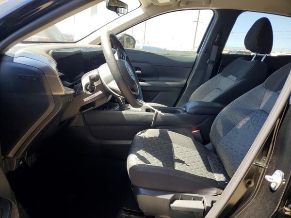 2026 NISSAN KICKS