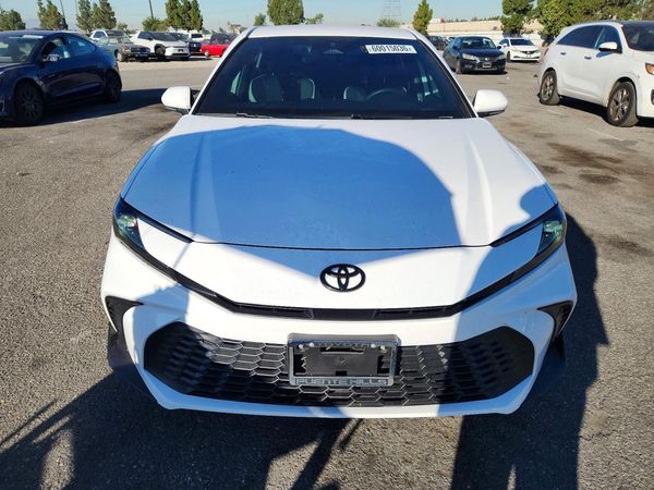 2025 TOYOTA CAMRY