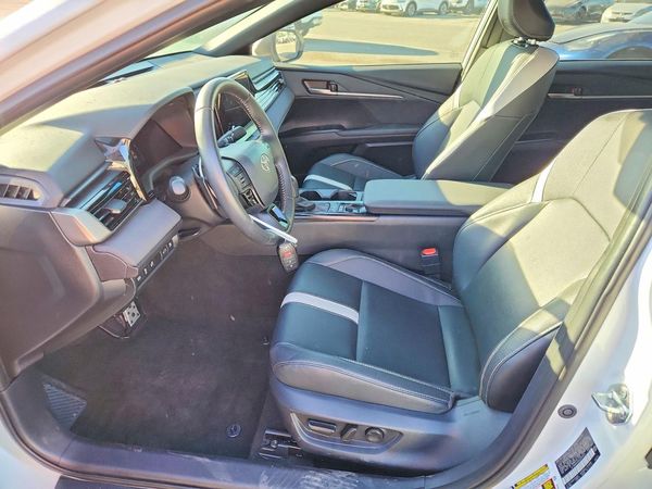 2025 TOYOTA CAMRY