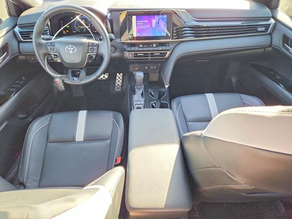 2025 TOYOTA CAMRY