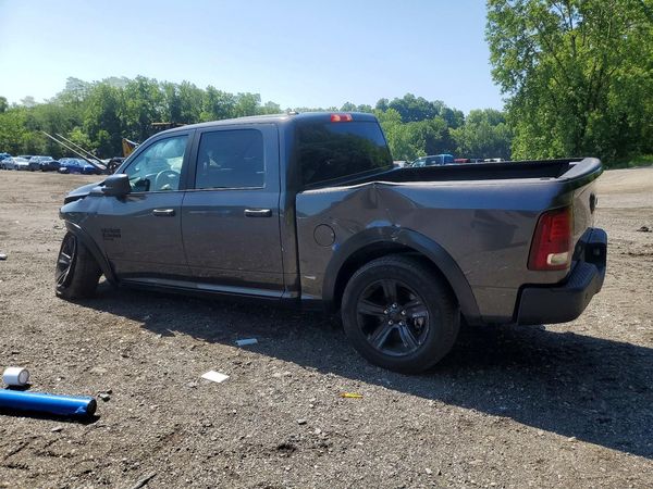 2024 RAM 1500 CLASSIC SLT / Warlock