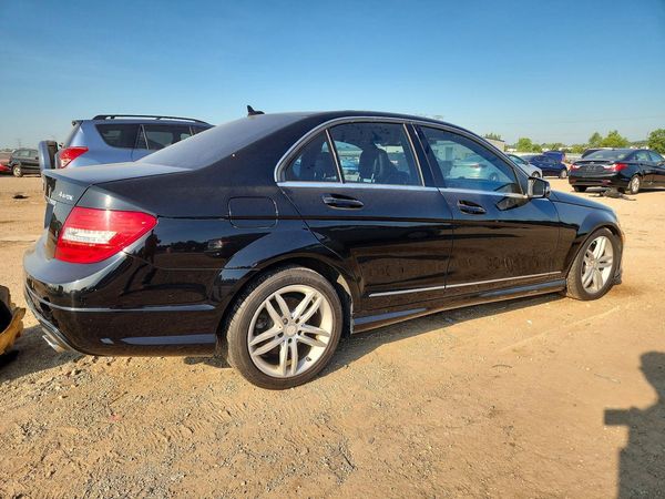 2013 MERCEDES-BENZ C C300