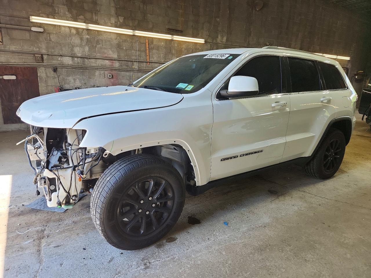 2021 JEEP GRAND CHEROKEE LAREDO 4X4