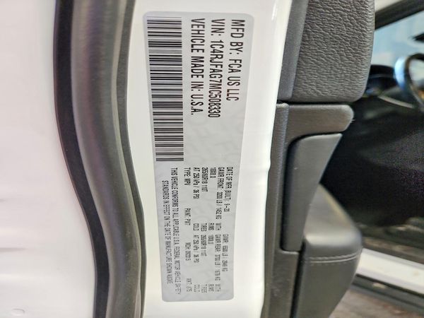 2021 JEEP GRAND CHEROKEE LAREDO 4X4