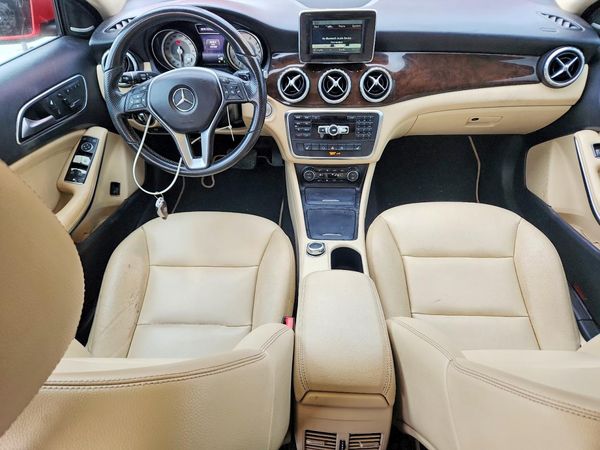 2015 MERCEDES-BENZ GLA