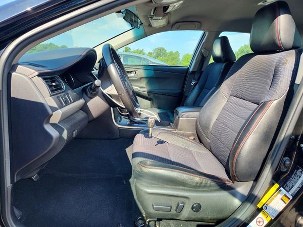 2015 TOYOTA CAMRY