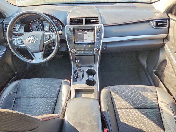 2015 TOYOTA CAMRY