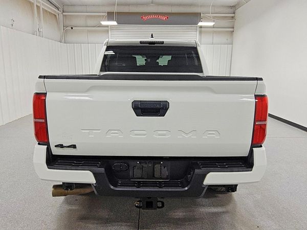 2024 TOYOTA TACOMA