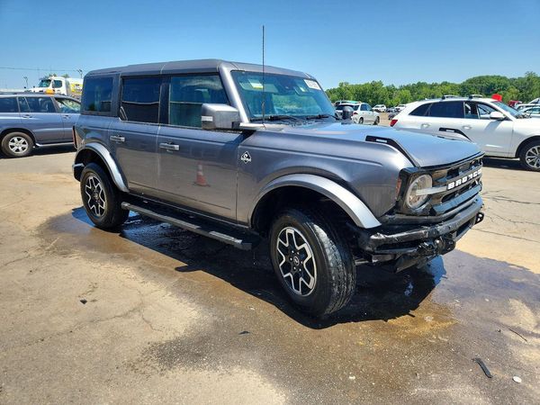 2023 FORD BRONCO