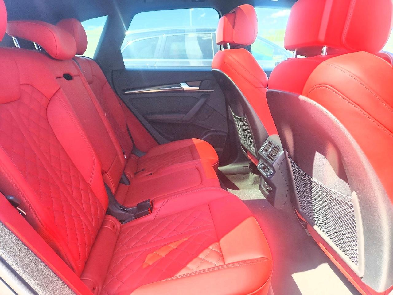2023 AUDI SQ5 quattro Prestige