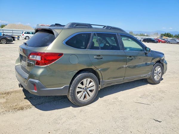 2018 SUBARU OUTBACK Premium