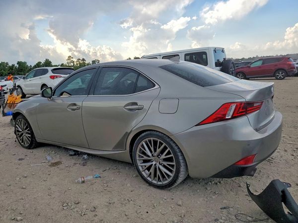 2016 LEXUS IS 200t