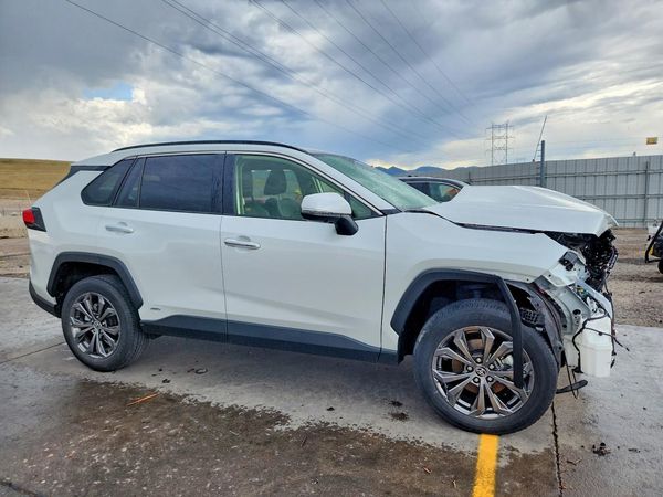 2023 TOYOTA RAV4 Limited