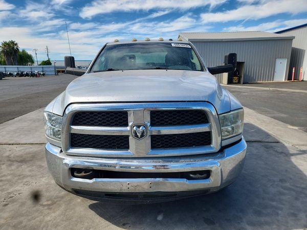 2016 RAM 3500 ST