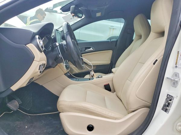 2015 MERCEDES-BENZ CLA