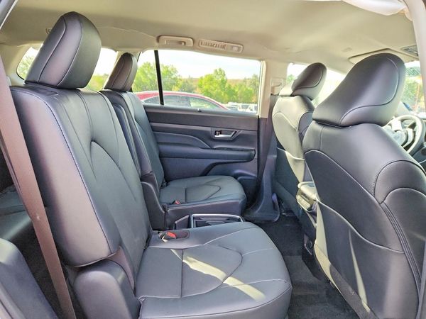 2026 TOYOTA GRAND HIGHLANDER HYBRID