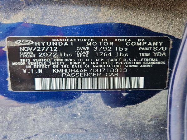2013 HYUNDAI ELANTRA