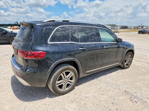 2021 MERCEDES-BENZ GLB GLB250