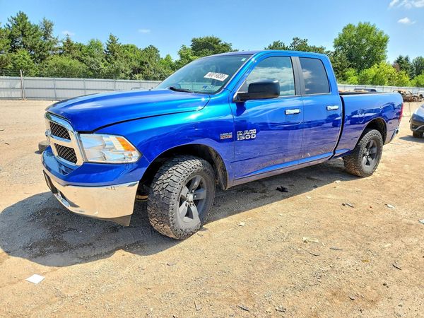 2018 RAM 1500 SLT