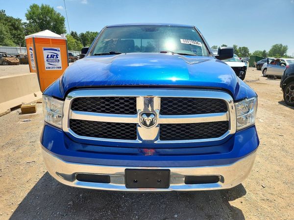 2018 RAM 1500 SLT