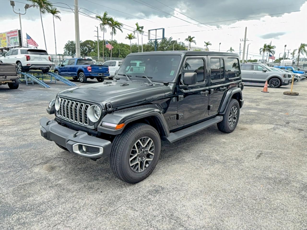 2025 JEEP WRANGLER Sahara