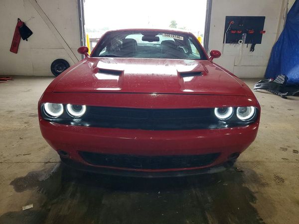 2015 DODGE CHALLENGER SXT