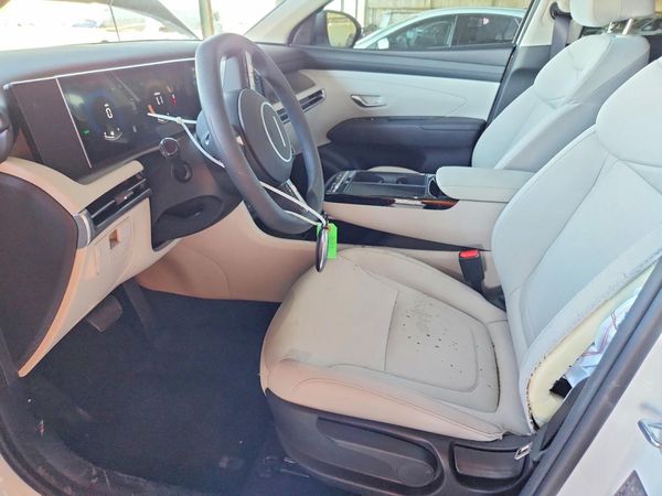 2026 HYUNDAI TUCSON Blue SE
